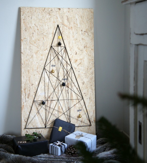 Hege in France DIY Christmas tree chipboard