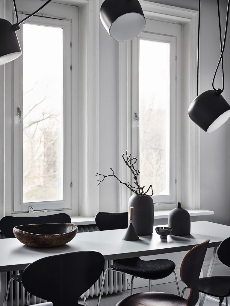 statement lamp aim by flos 