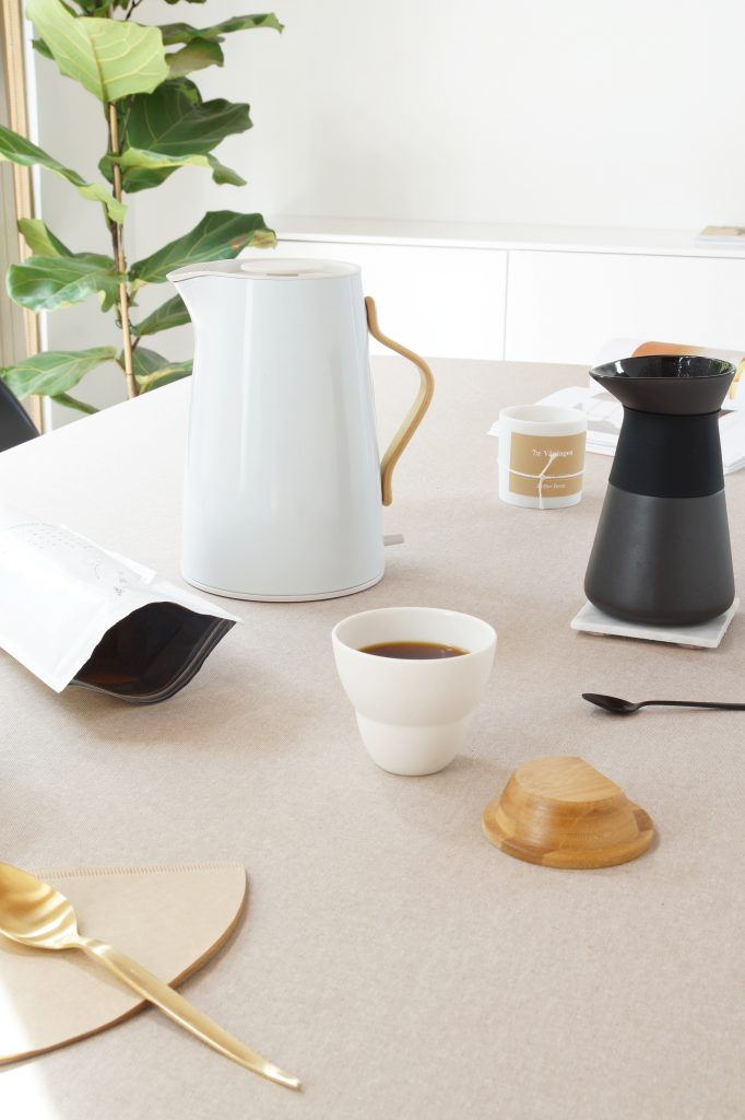 slow brew coffee maker Theo from the Nordic collection Stelton