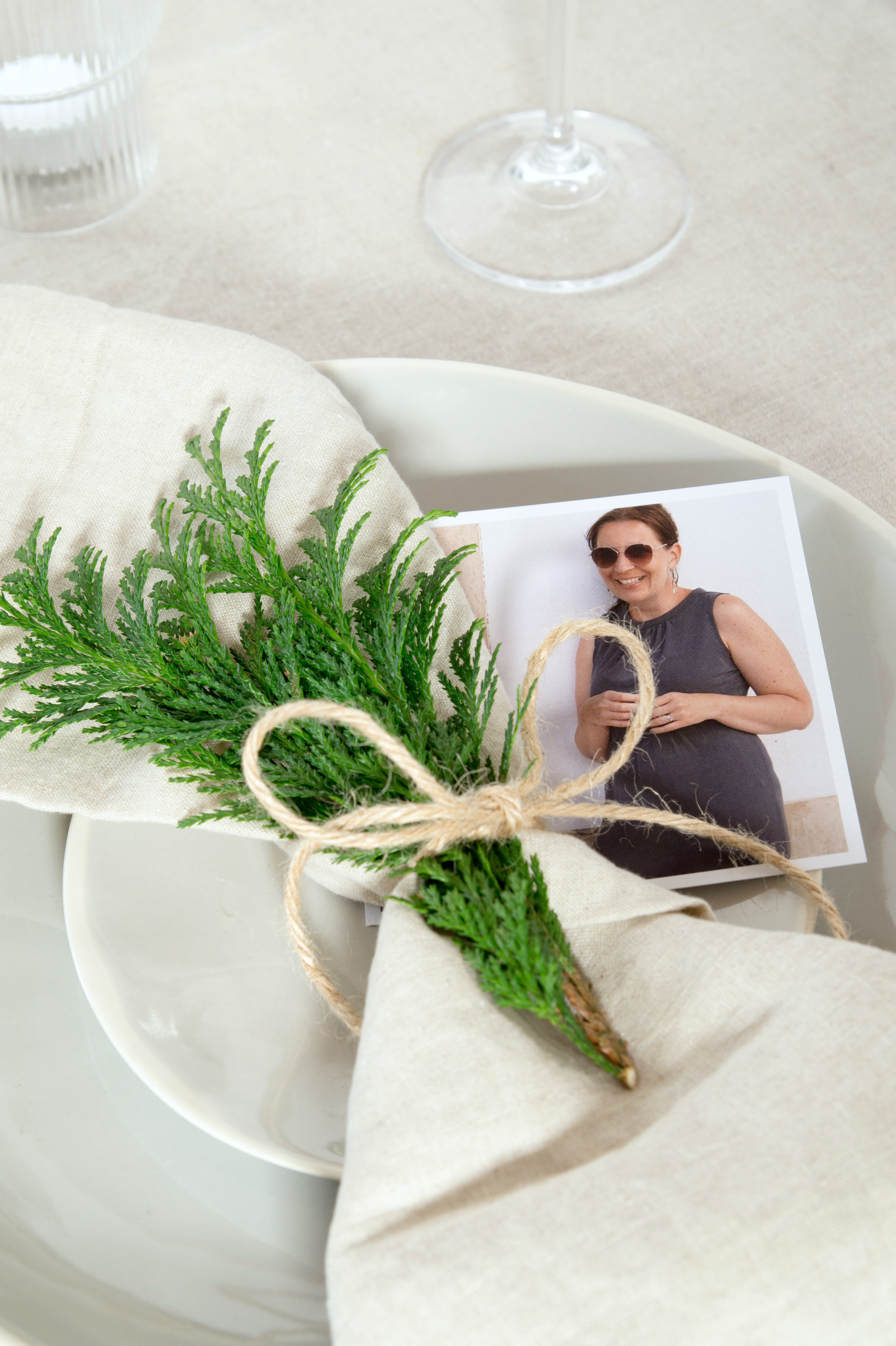 Christmas table with personalised prints from Inkifi