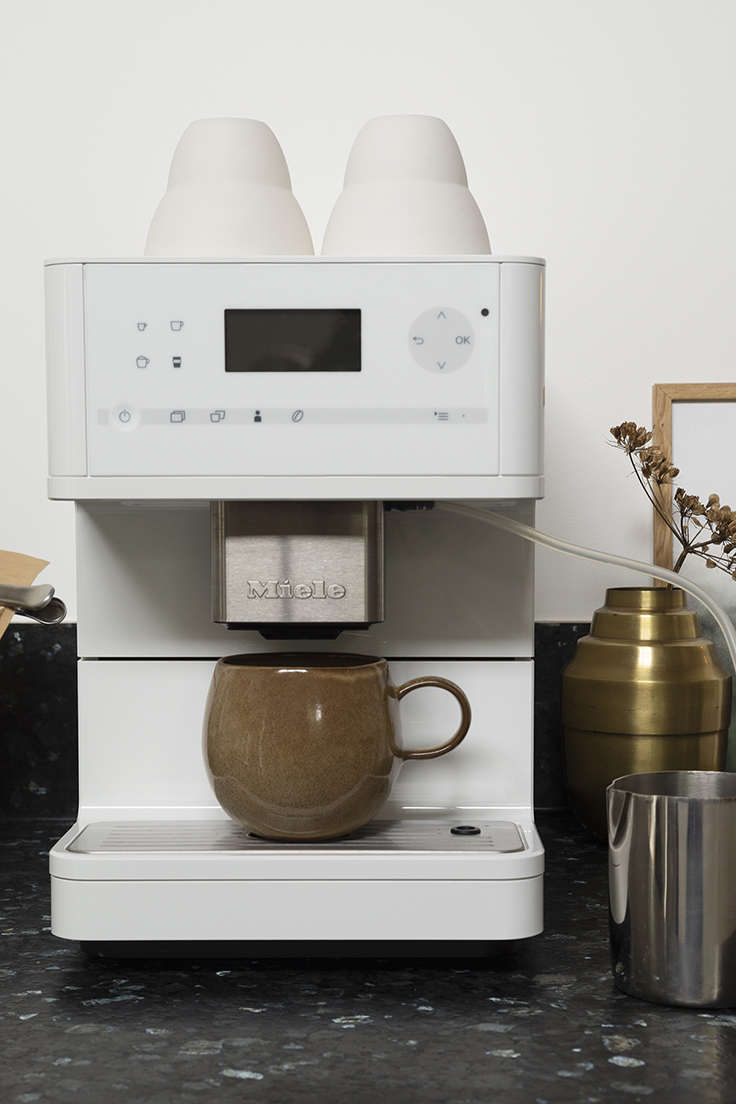 HOW TO CREATE BARISTA STYLE COFFEE AT HOME WITH MIELE COFFEE MACHINE CM6150