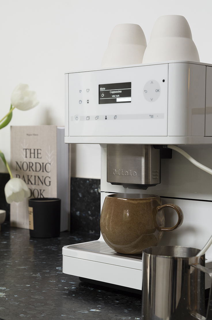 HOW TO CREATE BARISTA STYLE COFFEE AT HOME WITH MIELE CM6150