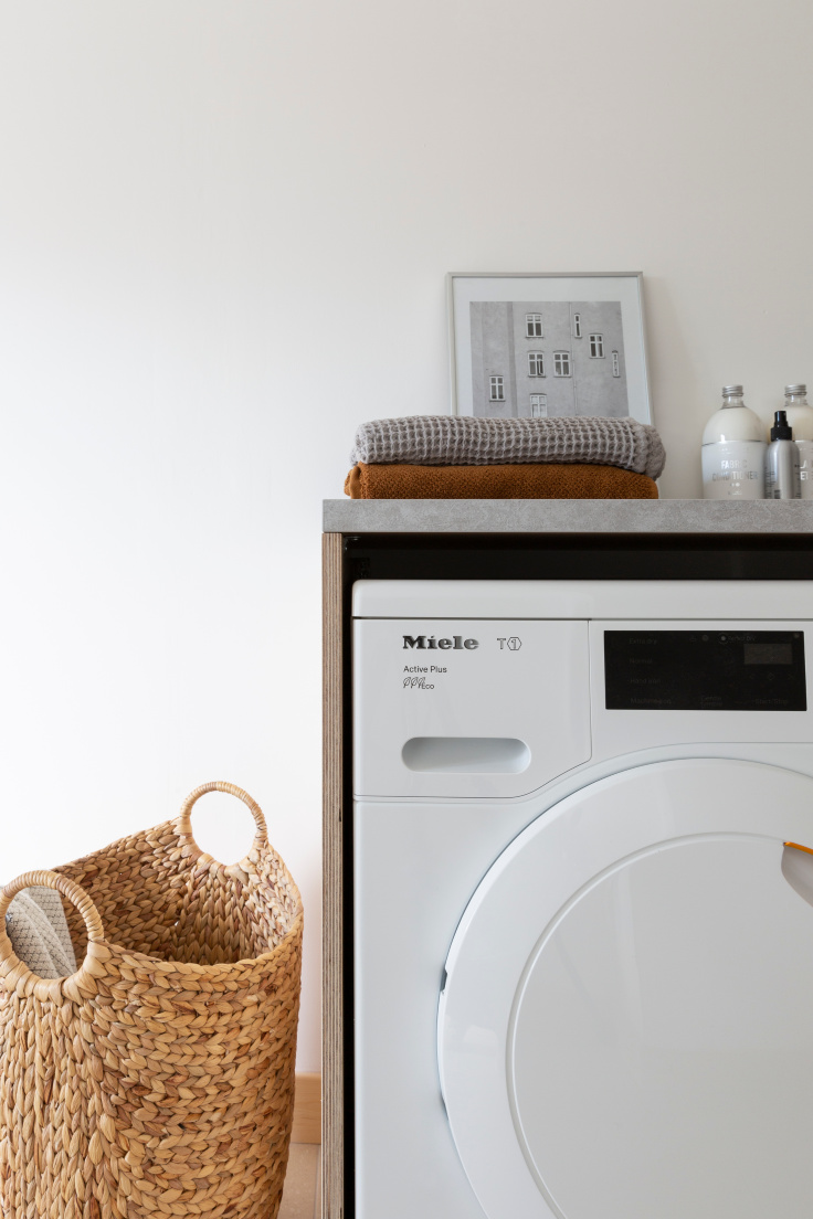 Utility renovation with a warm minimal Scandi look