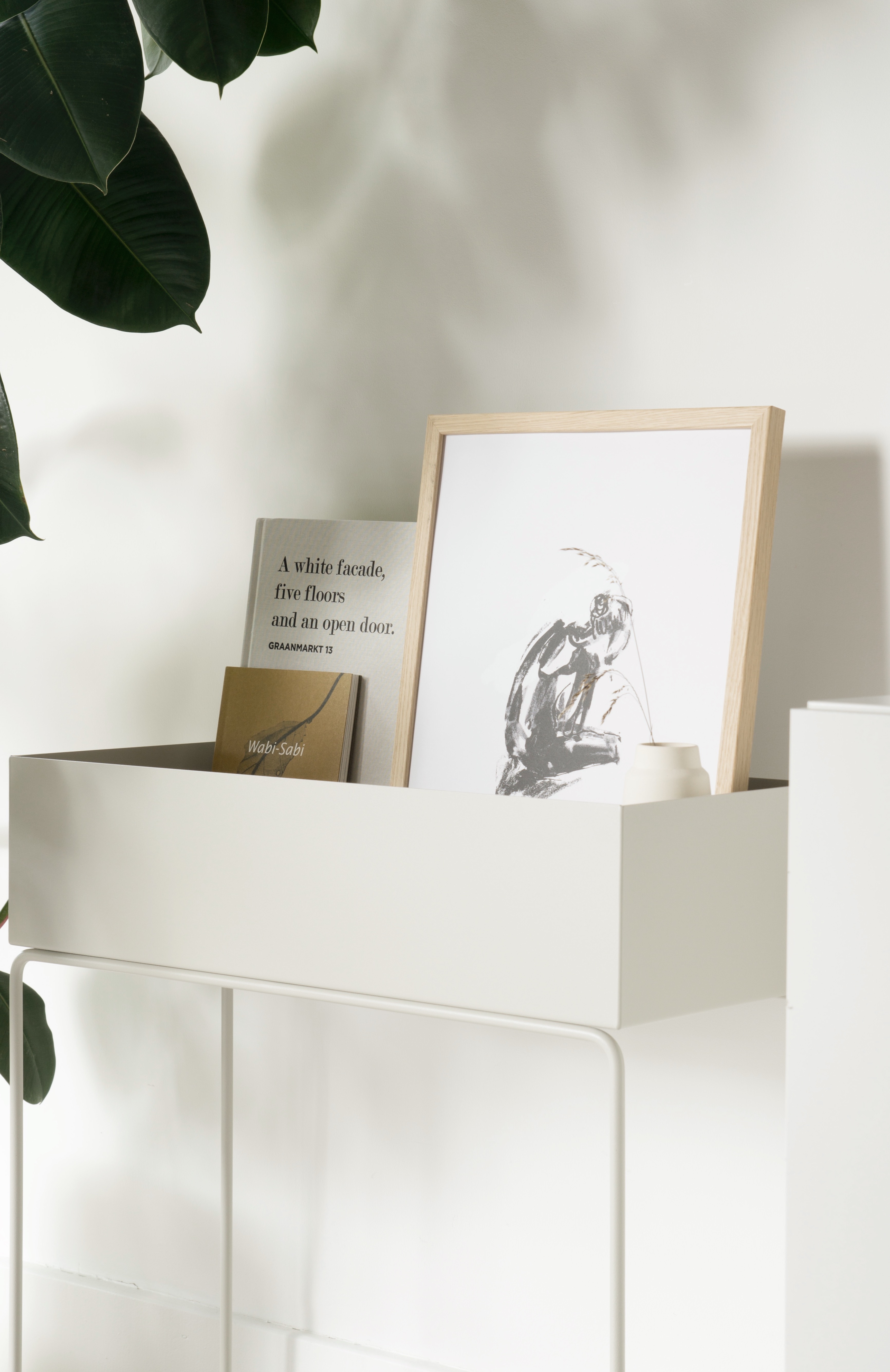 The versatile Ferm Living plant box