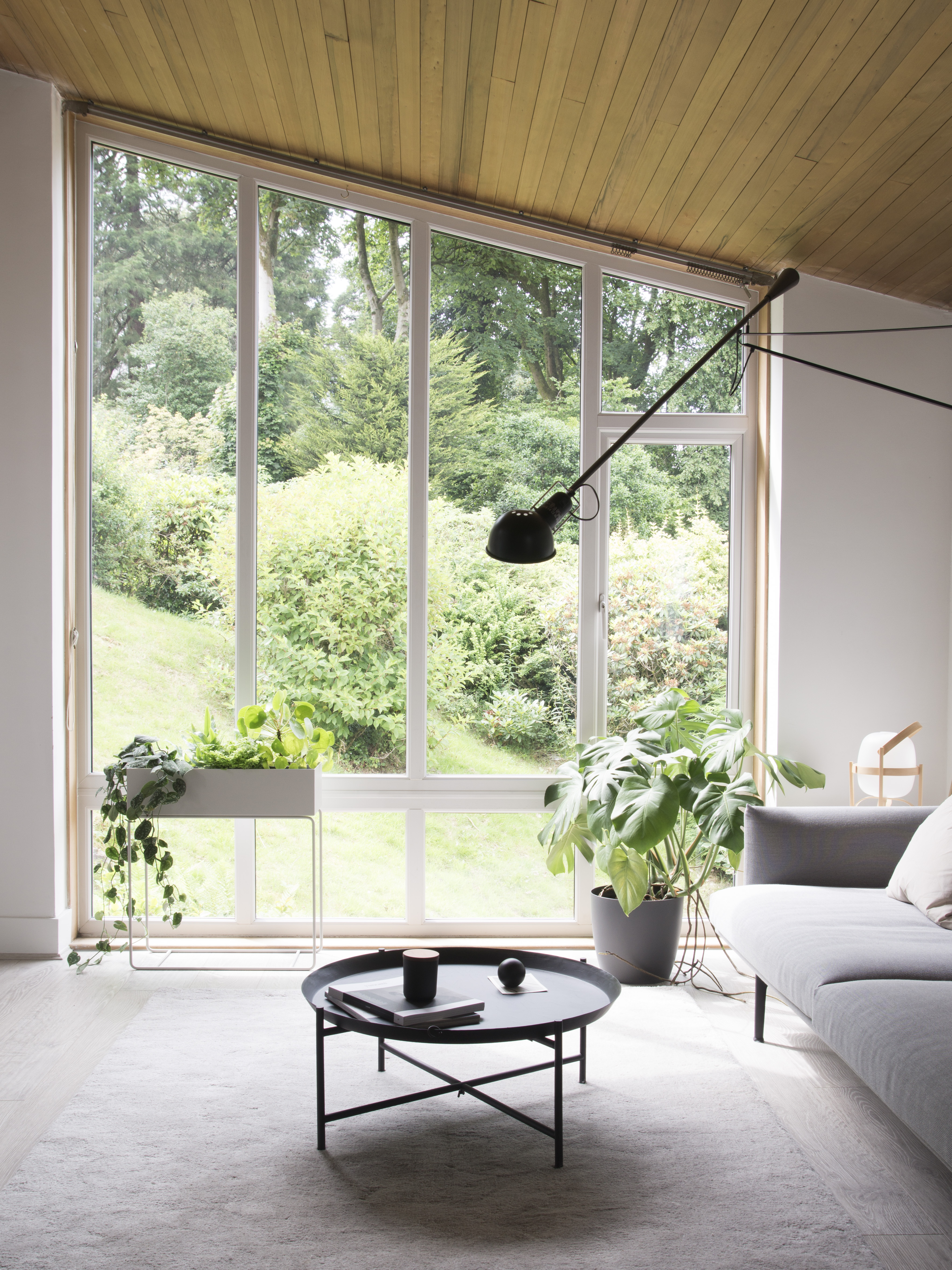 The versatile Ferm Living plant box