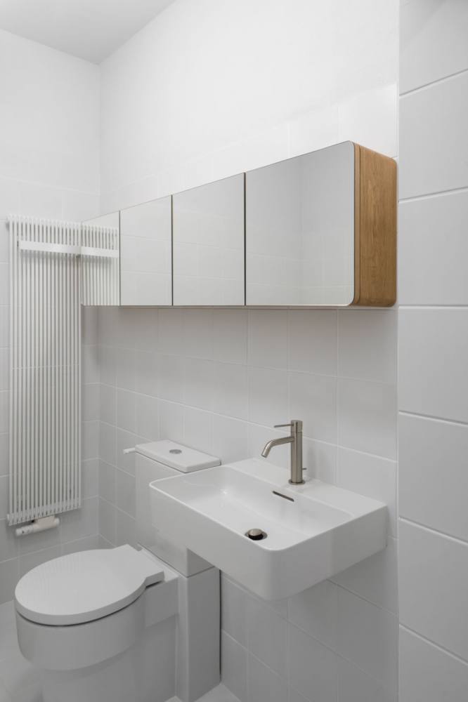 Loft Kolasinski minimal apartment with vintage pieces