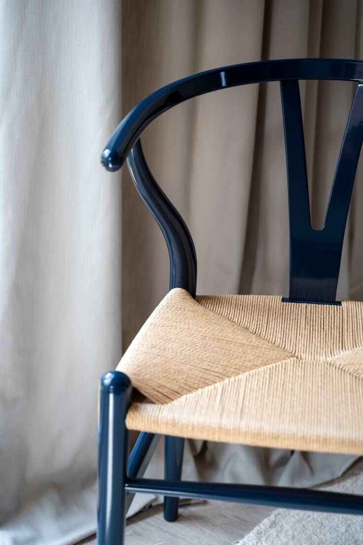 Wishbone chair craftsmanship