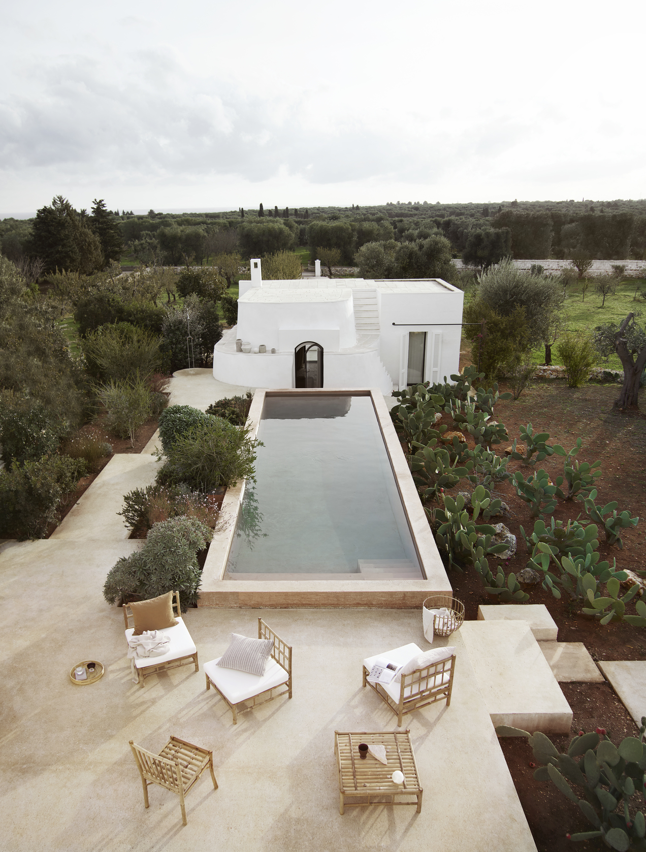 Villa Cardo, Puglia Warm Mediterranean Living With the Tine K Home Stay Collection