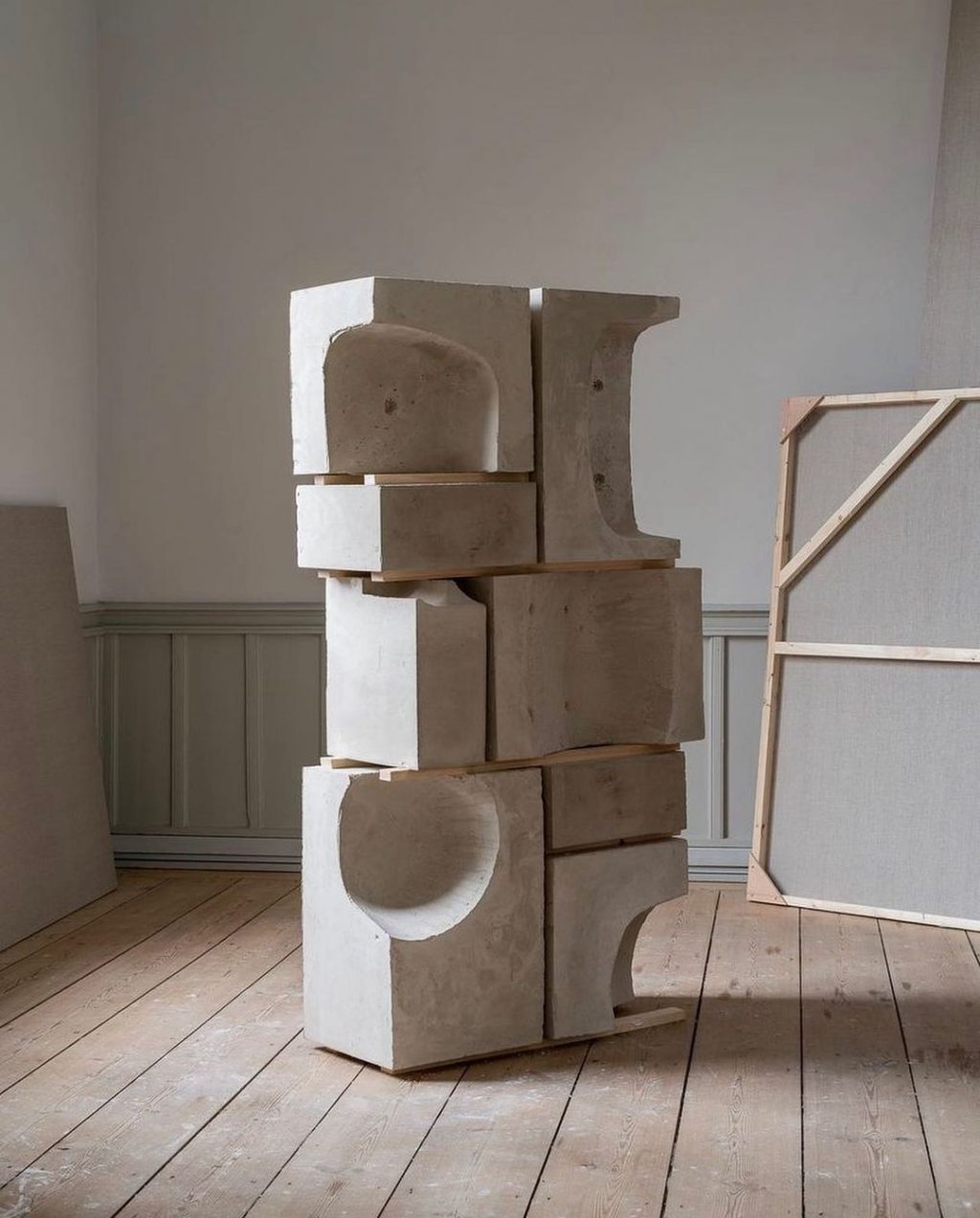 sculptural artwork from new art collective Ukuran- showcasing the best up and coming artists from around the globe